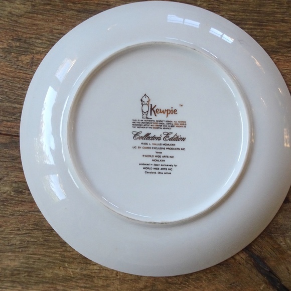 Vintage '70s Kewpie Collector's Edition Collectible Porcelain Decorative Plate - Picture 4 of 5